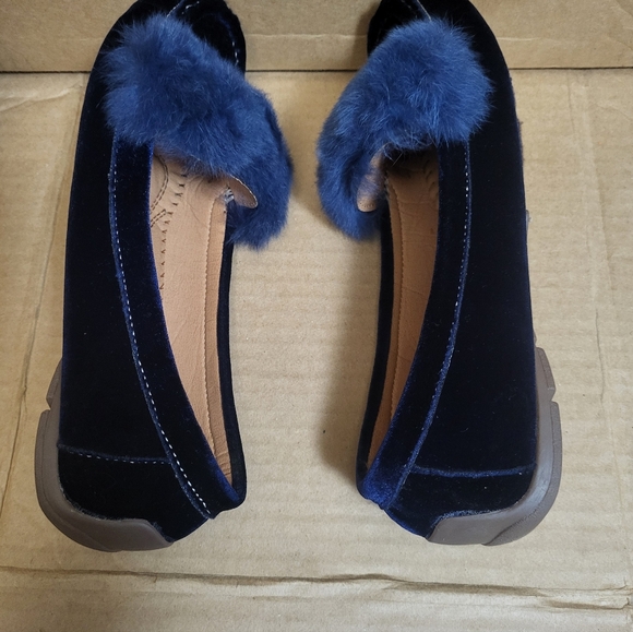 Forever Faux Suede/Faux Fur Blue Slip-On Loafer Women Size 7.5 - Picture 4 of 12